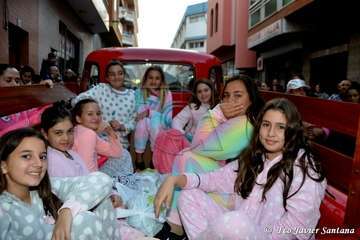 La Cabalgata Real recorre la zona comercial de Los Llanos de Telde (Foto Antonio Alí y Francisco Javier Santana)